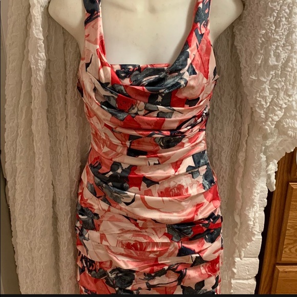 EXPRESS FLOWER ROUCHED BANDAGE BODYCON DRESS SZ 10 NEW LINED - Picture 4 of 11